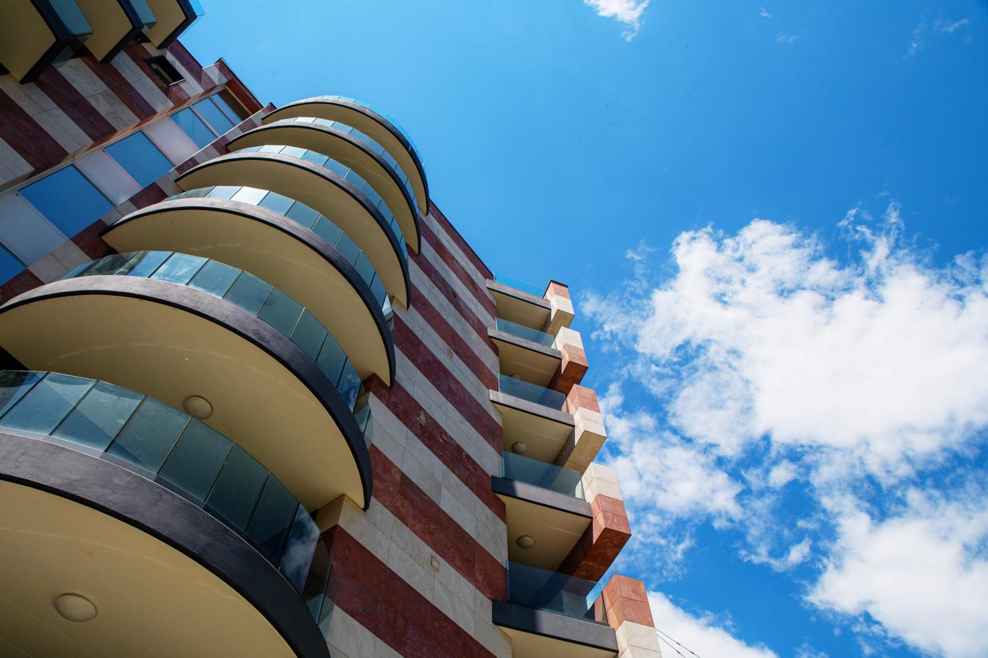 Roggia Apartments By Quokka 360 - Central Flats With Parking Space Lugano Exterior photo